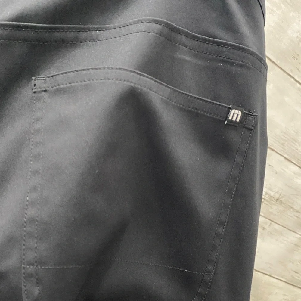 Travis Mathew Athletic/Dress Black Golf Pants‎
